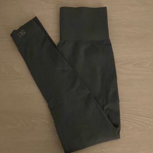 Set Active Slate Sculptflex Leggings Size: S